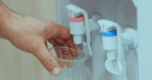 تعمیر آبسردکن در محل | نامدار سرویس تعمیر-آبسرد-کن-در-محل